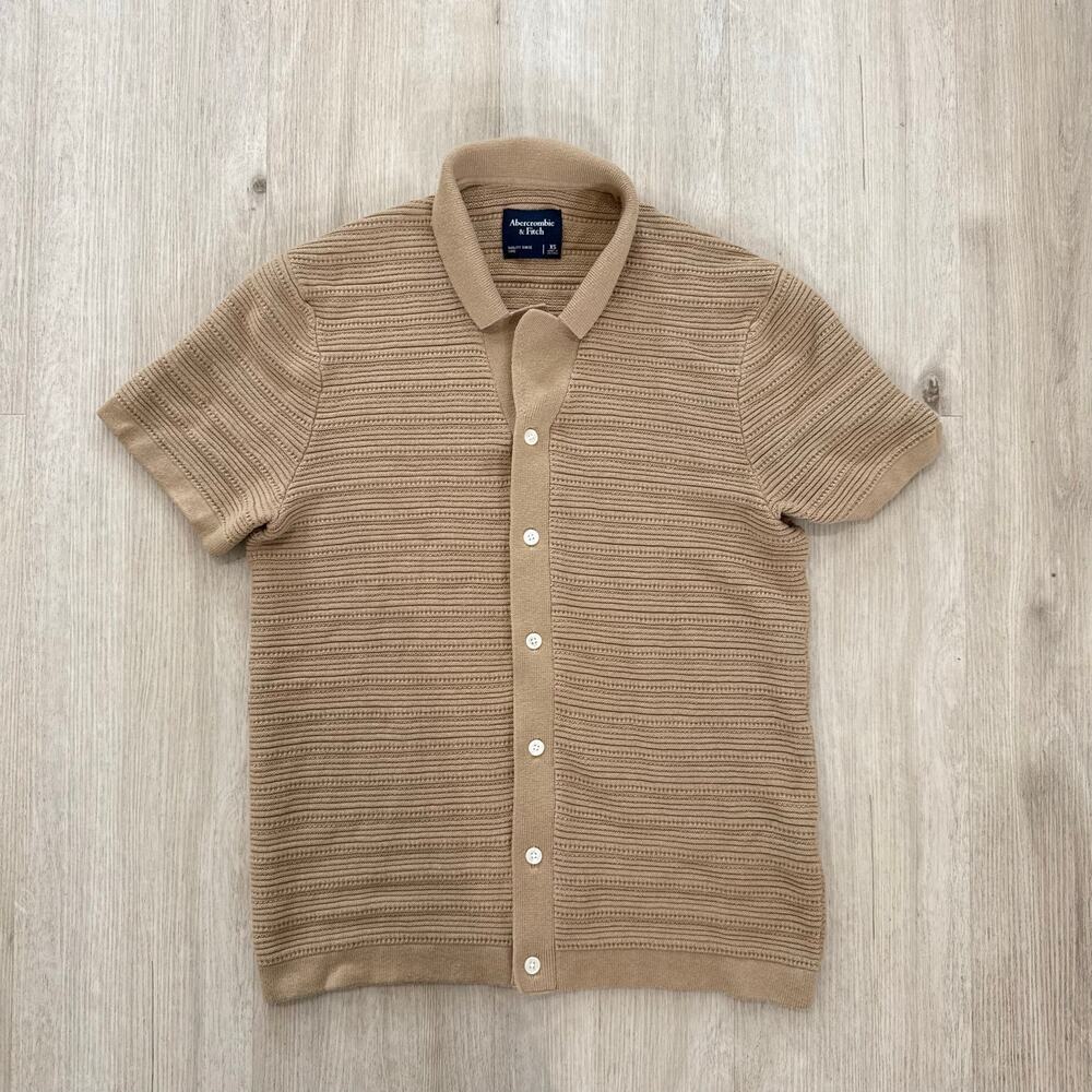 Abercrombie & Fitch Tan Short-Sleeve Knit Button-Down Shirt